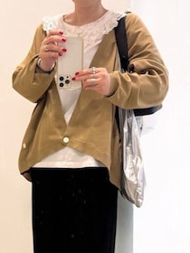 薄着でも「−3kg見え」叶います。40代の体形を救う「着痩せトップス」春コーデ