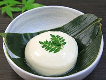 火を使わない「豆腐×めんつゆ」の副菜レシピ！　簡単・彩り◎で今すぐ作れる