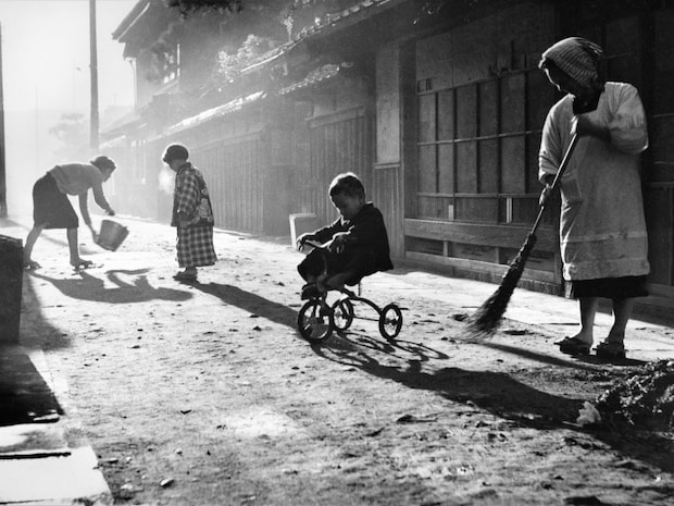 「また今年も大掃除か……」昔は賑やかな行事だった！？　年末の恒例行事に隠されたルーツを探る