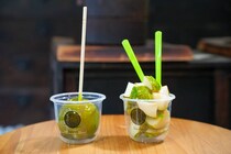 鳥取の梨をつかった「なし飴」！白壁土蔵群の町歩きグルメが並ぶ古民家カフェ｜倉吉市