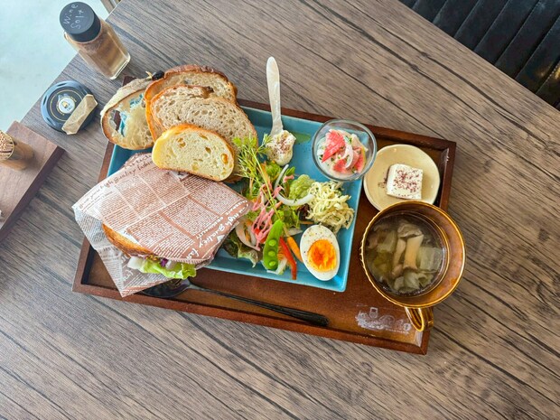 【fado】月2回だけ提供、具材たっぷりサンド＆ご褒美プレート！｜鳥取県米子市