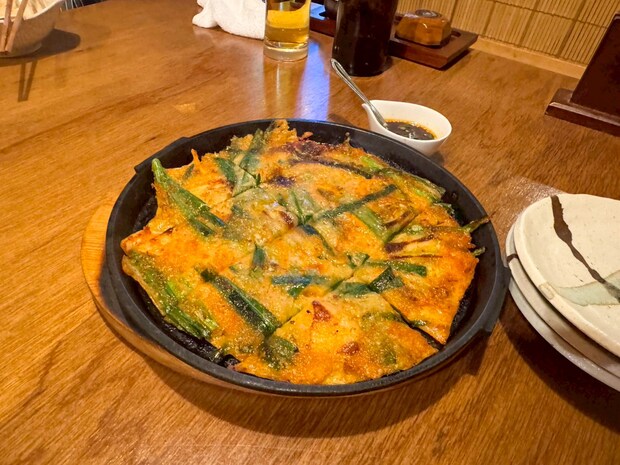 【食材韓 魚本】韓国の食卓に並ぶ料理がずらり!本格韓国料理のお店|米子市