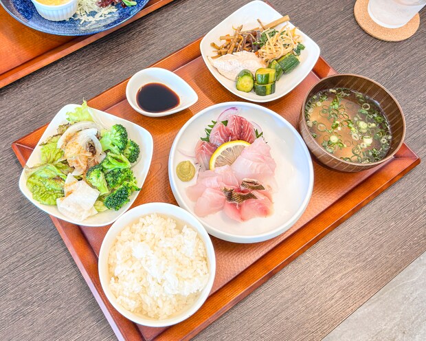 【C:Home(シーホーム)】惣菜・サラダ食べ放題ランチがお得!テイクアウト販売も!|島根県松江市