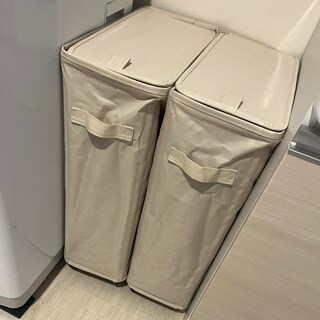 【ニトリ】隙間にピッタリ！洗濯物がスッキリまとまる蓋つきランドリーボックス！