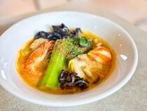 松江の人気カフェに登場、流行の「麻辣湯」！具材たっぷり、旨辛と痺れの味わいにやみつき～！｜松江市