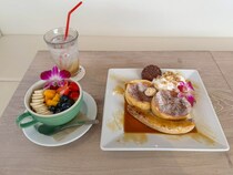 【弓ヶ浜パークフロントカフェ&レストラン】ふわトロパンケーキが自慢！ハワイアンカフェがオープン｜米子市
