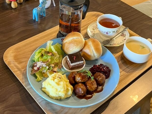 【カフェトムテ】木のおもちゃがたくさん!北欧料理が楽しめる古民家カフェ|米子市