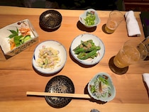 こだわりのおばんざいを楽しめる小さな隠れ家居酒屋。何度も通いたくなる居心地の良い空間｜米子市