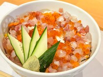 【松江鮨 徳さん】この道48年の職人が作る宝石のような海鮮丼やお得なお寿司ランチ｜松江市