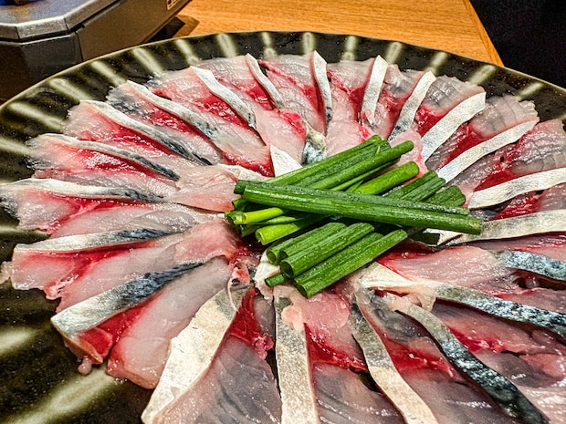 ご当地名物「さばしゃぶ」が人気のお店。口の中でとろける旨味にお酒がすすむ!|鳥取県米子市