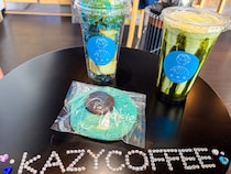 【新店】青いリンゴ飴にクッキー！青いスイーツが人気のカフェに2号店が誕生｜鳥取市