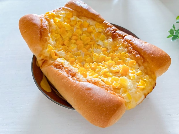 お皿からはみ出る！ 超お得な「お値段そのまま50%以上感謝盛り」を実食！！