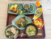 境港で味わう“ちょっと特別な家庭料理”。北欧風カフェ〈kielo〉で心ほどけるランチ時間