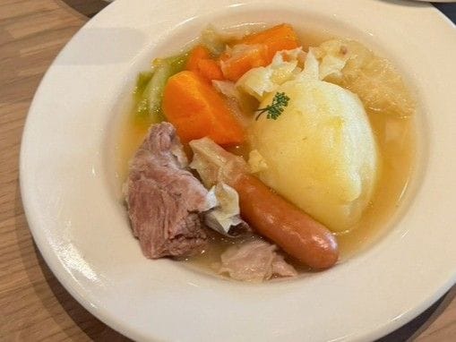 【新店】古書店が併設♪カフェ以外も楽しめる、ゆったりとした交流スペースが誕生| 島根県浜田市
