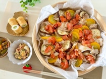 材料を並べてせいろにおまかせ！？超簡単！夏野菜のせいろ蒸し♪