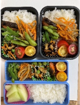 作り置き冷凍で朝の準備をラクに！フルタイムワーママの夏休み学童弁当♪