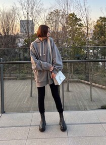 【365 DAYS SNAP】FATUITEディレクター藤井明子さんの初買いブーツ