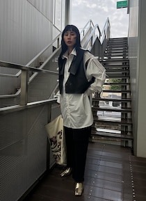 【365 DAYS SNAP】AMERI／Ameri VINTAGE CEO兼ディレクター 黒石奈央子さんのシャツスタイル