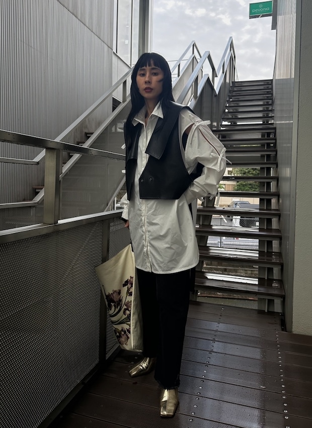 【365 DAYS SNAP】AMERI／Ameri VINTAGE CEO兼ディレクター 黒石奈央子さんのシャツスタイル