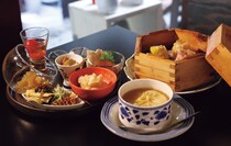 精進料理から中華、夜はワイン！ 現地のプロが教える京都の朝昼晩すべらないグルメコースは？