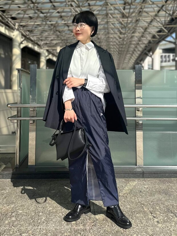 ナイロンスカートでジャケットスタイルをカジュアルダウン【365 DAYS SNAP】石井希望さんの私服