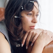 ブームがキテる！ 40代以上は【ヘアピン】をジュエリー感覚で