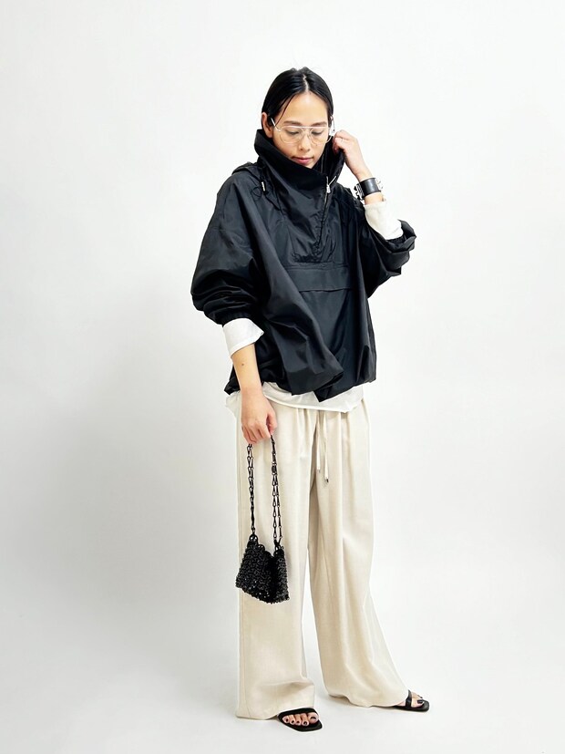 上品パンツでアノラックをモダンに昇華【365 DAYS SNAP】AP STUDIO大室有生さんの私服スタイル