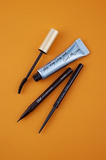 アイライナー＆マスカラの【黒モノコスメ】は￥1,700以下が本当に優秀！ 笹本恭平の推しコスメ