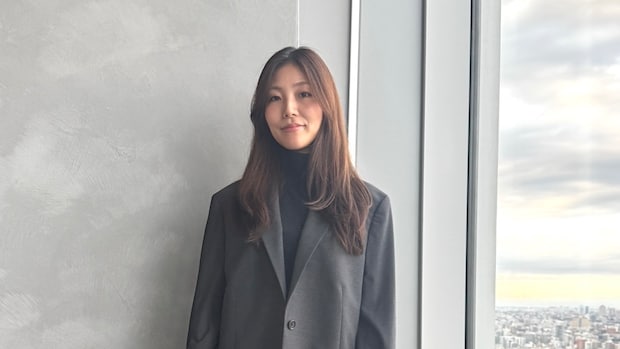 【40代スナップ】取り入れるだけでこなれ見え!「オーバーサイズジャケット」|比護つばささん