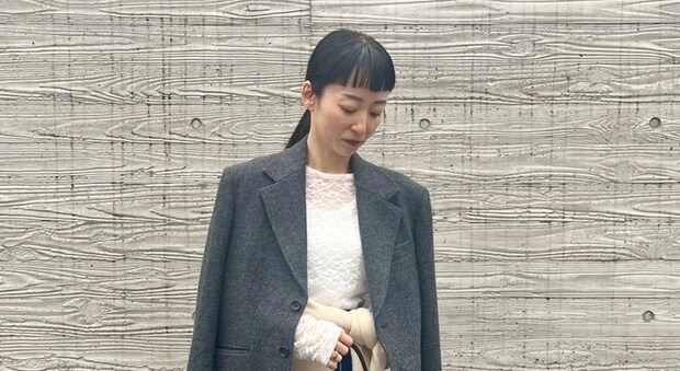 【40代スナップ】「オーバーサイズジャケット」でレディなコーデをハンサム見せ|座間温子さん