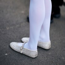 この春、ちょっぴり懐かしいバレエシューズがトレンドに♡