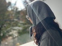 防寒の基本は「耳」でした。5,000円以下【ZARA】キッズの三角ニットスカーフが40代にイイんです