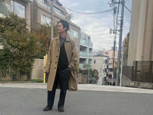 「ゲージの異なるニットを重ねる」異素材MIX＆小物づかいが洒落たレイヤードは必見【メンズ服に学ぶ】