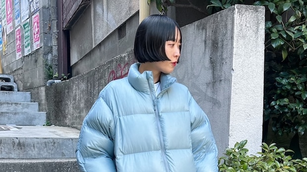 【40代スナップ】超軽量で高機能！ エコ素材を使用したキレイ色ダウンが映えます♡｜柳亜矢子さん