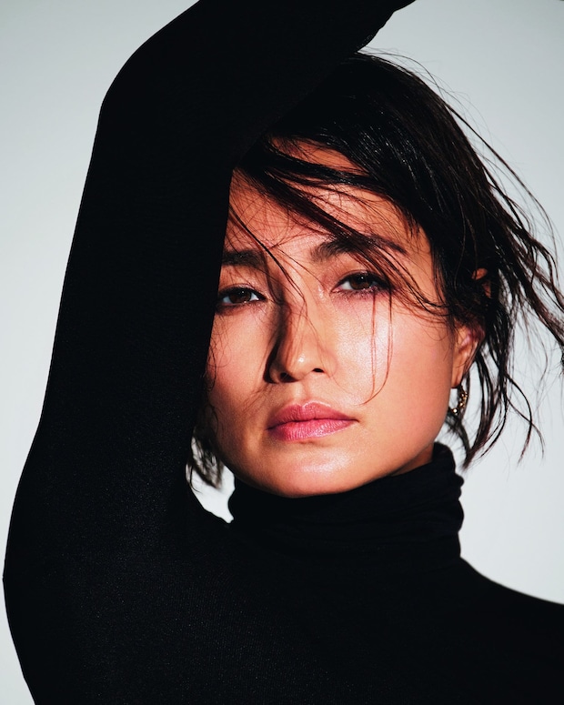 佐田真由美がNFTアートに降臨。未来永劫、この美しさがあなたのものに