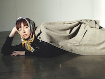 チェック柄・チノパン・ローファー【40代】トラッドコーデをグンとおしゃれに見せるテクニック20選