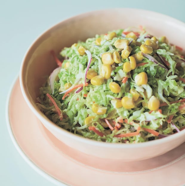 旬の春キャベツが美味しい！子どもにもウケる『ヨーグルトコールスロー』サラダを作ろう