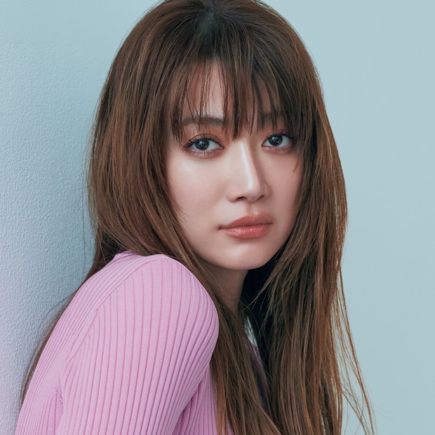 下地はピンク、血色カラーで骨格をメイク！ AIKO ONOさんと考えるフレンチシックな大人の洒落顔