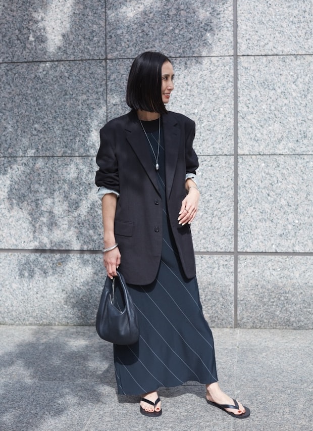 メンズジャケット×キャミドレスが黄金のバランス【365 DAYS SNAP】岡本優美子さんの私服コーデ