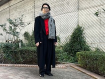 めちゃ暖かいヴィンテージのカシミヤコートが主役。フレンチシックな防寒スタイル【メンズ服に学ぶ】