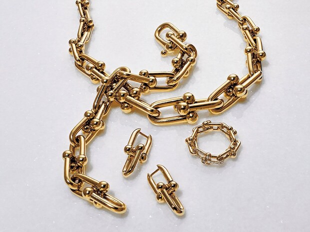 ハードな風貌にキュン♡王道カジュアルに投入で一気に見違える【ティファニー】「ハードウェア」