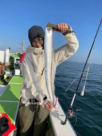 太刀魚釣りに魅了されて♡オトナミューズアウトドア部【モデル・牧野紗弥さんの場合】