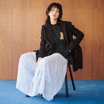 ボトムはロング丈がお約束。インパクトプリントの【メンズTシャツ】をフレッシュに着る鉄則