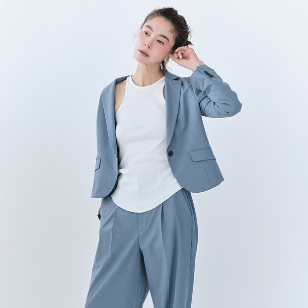 大人のショート丈ジャケット、これが正解！【ドレステリア】の春色セットアップで旬のシルエットに