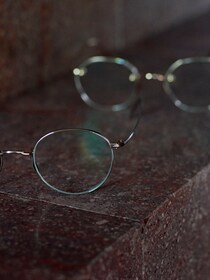 コンタクトより眼鏡が洒落ている？ 新しくオープンしたayamerowで見つけた、ジュエリーライクな眼鏡