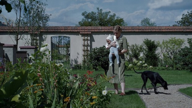 アウシュビッツの隣で平和に暮らす家族の無関心。映画『関心領域』で自身の関心領域も再確認しよう