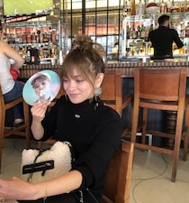 「家庭円満にも効果があります」光GENJIからZOO、東方神起にBTSまで。モデル・岩堀せりの【推し活】の歴史