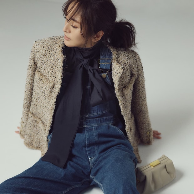NOT コンサバ！クリスウェブ佳子さんが着こなすツイードジャケット最旬コーデ
