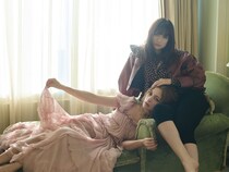 「お互い自分の人生を生きてるから、心地よくいられる」岩堀せり＆佐田真由美、40代のシスターフッドを語る