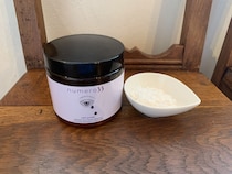 癒やし効果がハンパなく、眠りも深く。美容ライターがヘビロテ中の“CBD入り”入浴剤とは